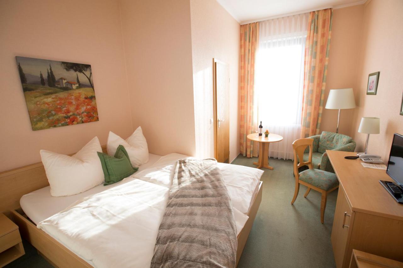 Hotel-Restaurant Wilhelmsbad Seesen Ngoại thất bức ảnh