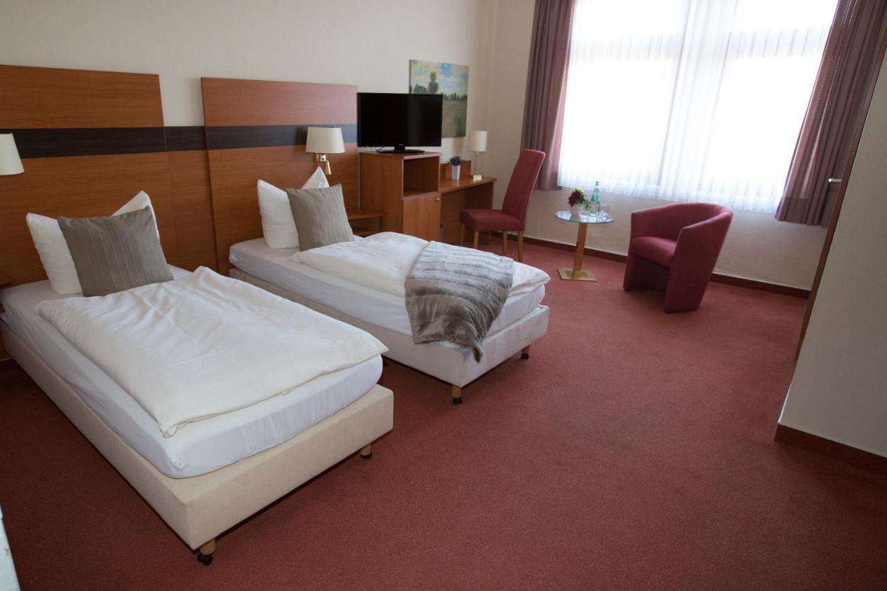 Hotel-Restaurant Wilhelmsbad Seesen Ngoại thất bức ảnh